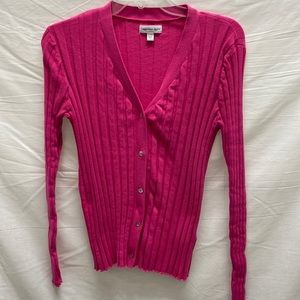 Hot pink ribbed, form fitting, stretchy Calvin Klein Jeans v-neck cardigan.